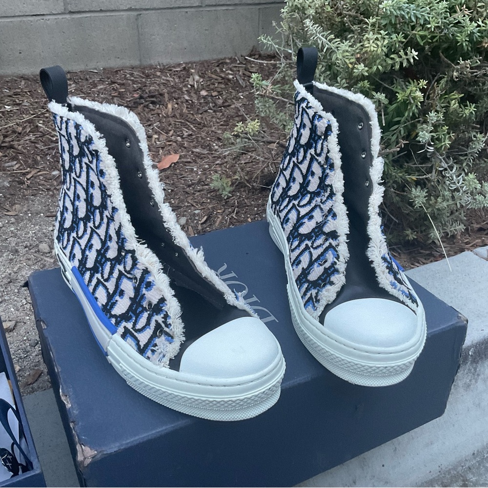 Dior Monogram High-Top Sneakers - Navy and White - Picture 5 of 16
